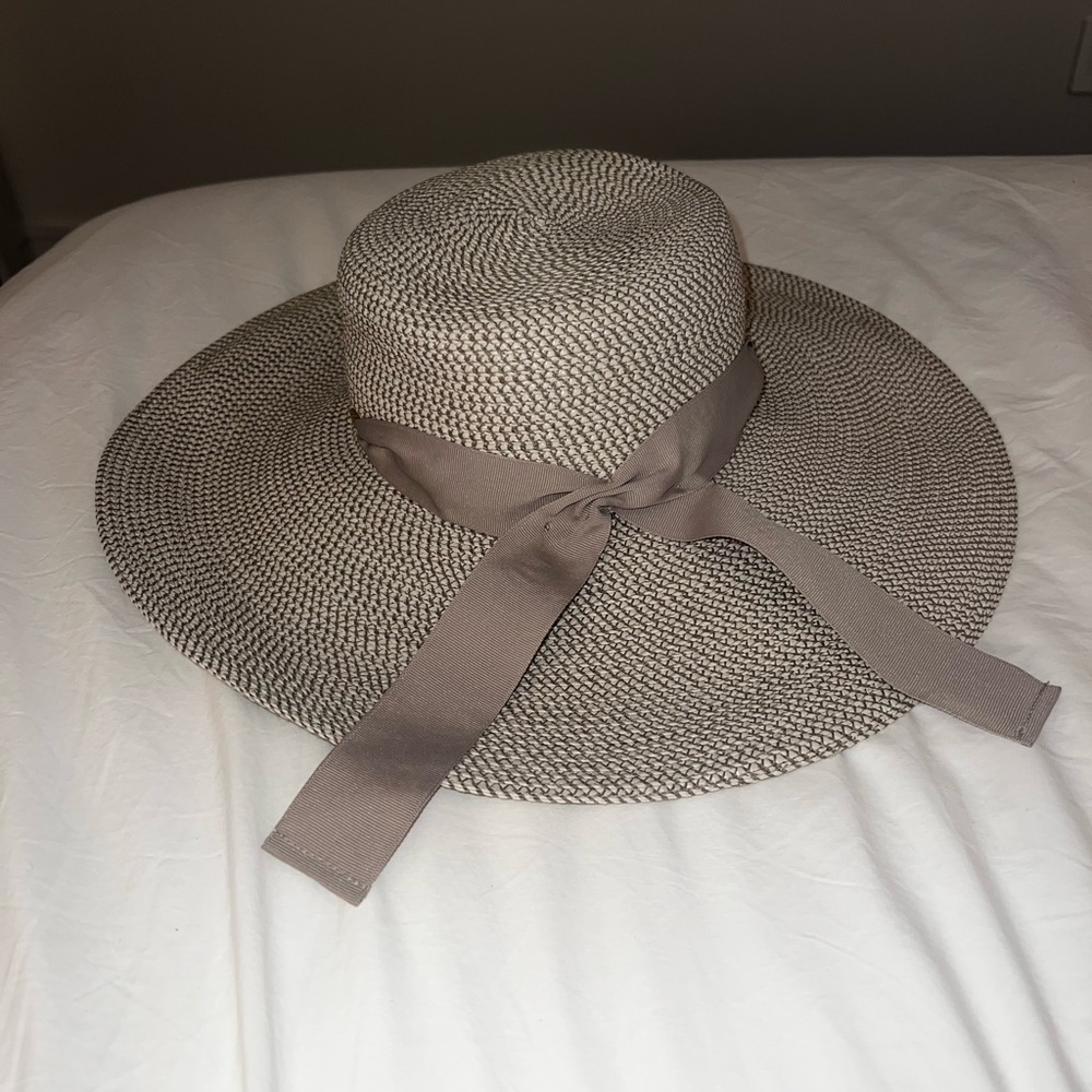 Eric Javits Artista Hat